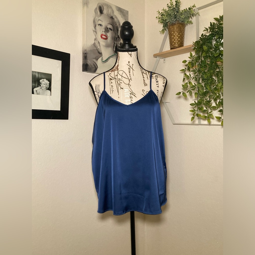 Ekouaer Womens Camisole Tank XL Adjustable Spaghetti Straps Lightweight New
